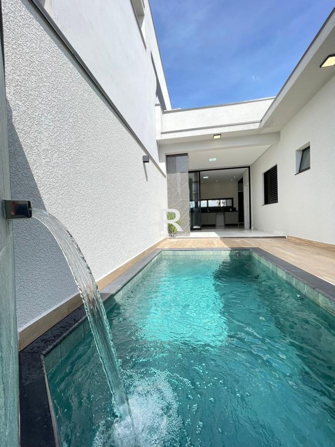 Casa em Condom�nio