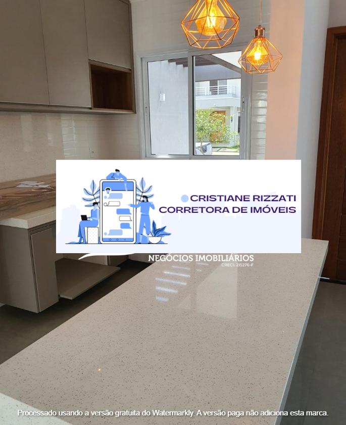 Casa em Condom�nio