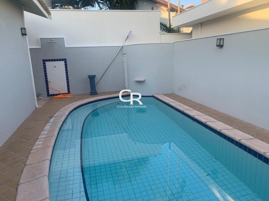 Casa em Condom�nio